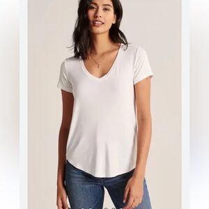 Abercrombie & Fitch White Short Sleeve Tee